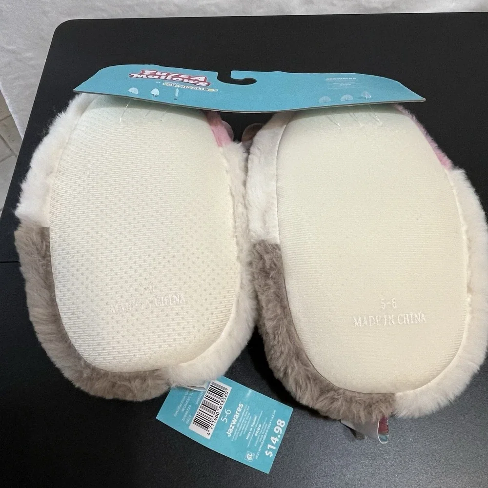 Fuzz A Mallows Karina the Kat Calico Cat Slippers Squishmallows Size 5-6 NEW